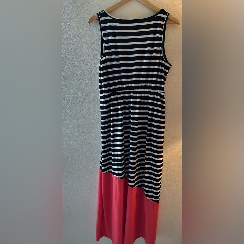 Striped Black and White Dress with Red Hem - Picture 7 of 8